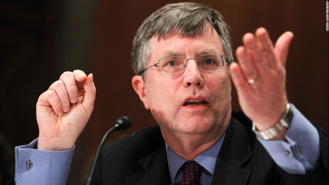 FBI, State deny 'quid pro quo' over Clinton email