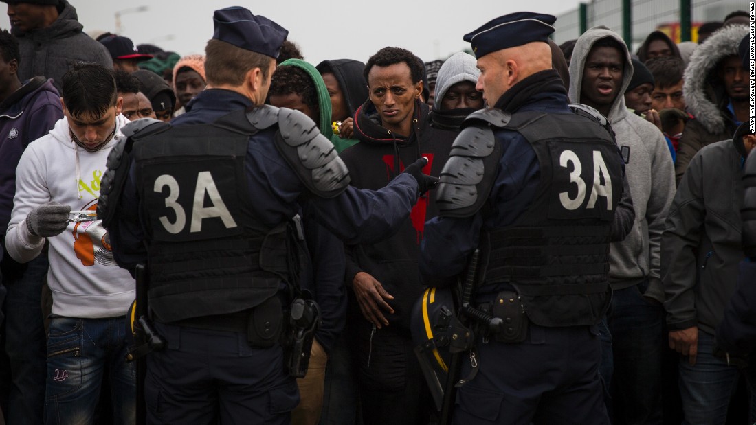 Calais 'Jungle': Demolition of massive migrant camp to begin - CNN