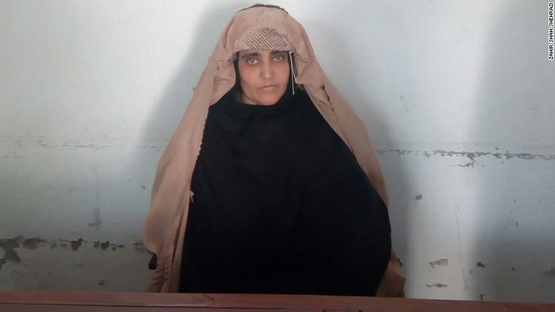 Sharbat Gula in the women&#39;s jail of Peshawar.