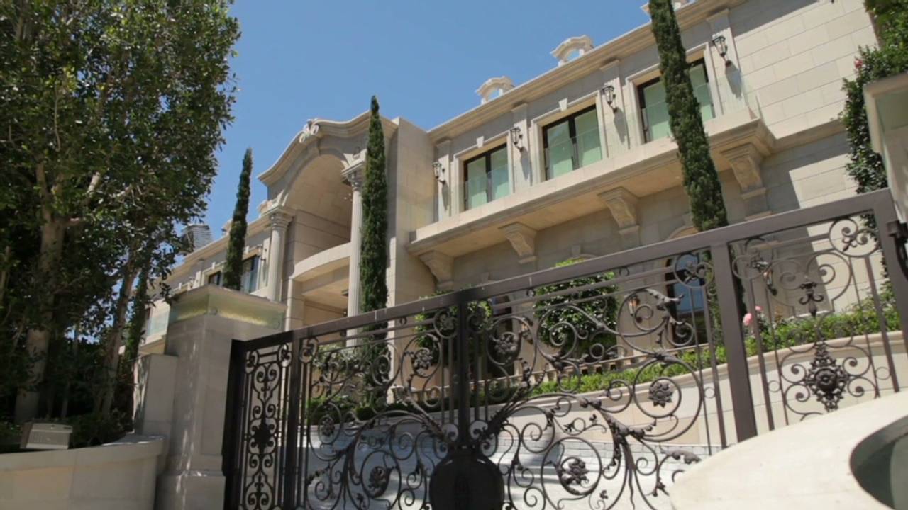 $58 million for an acre 'palace' in 90210