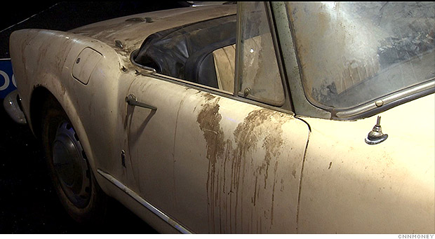 gallery dirty car side