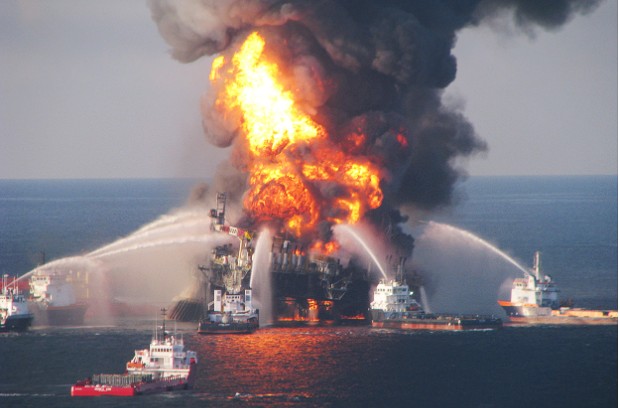 Deepwater Horizon Fire 2010