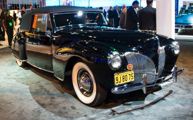 gallery classic lincoln 3