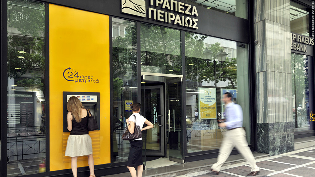 What services does Piraeus Bank offer?