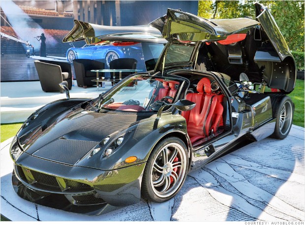 pebble beach new cars pagani huayra 