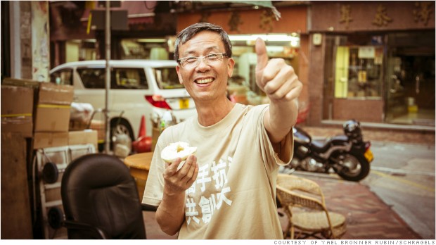 bagels hk thumbs up