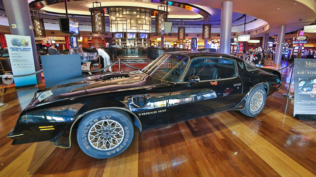 'Smokey and the Bandit' Trans Am sells for $450k