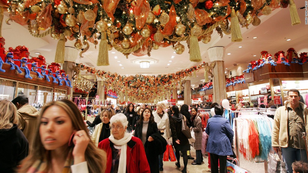 What are the typical store hours for Macy's on December 26th?