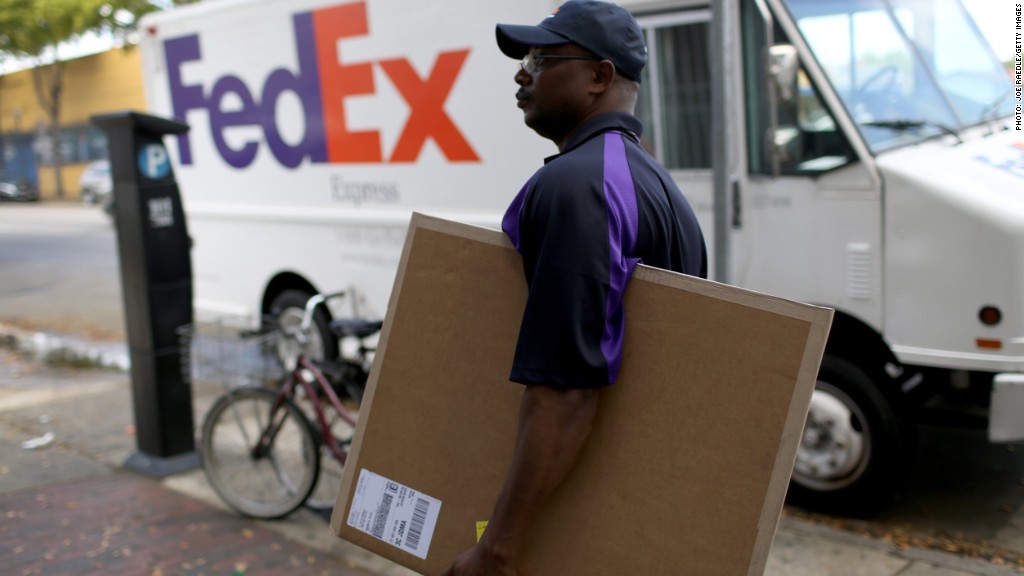 Inside the holiday rush at FedEx
