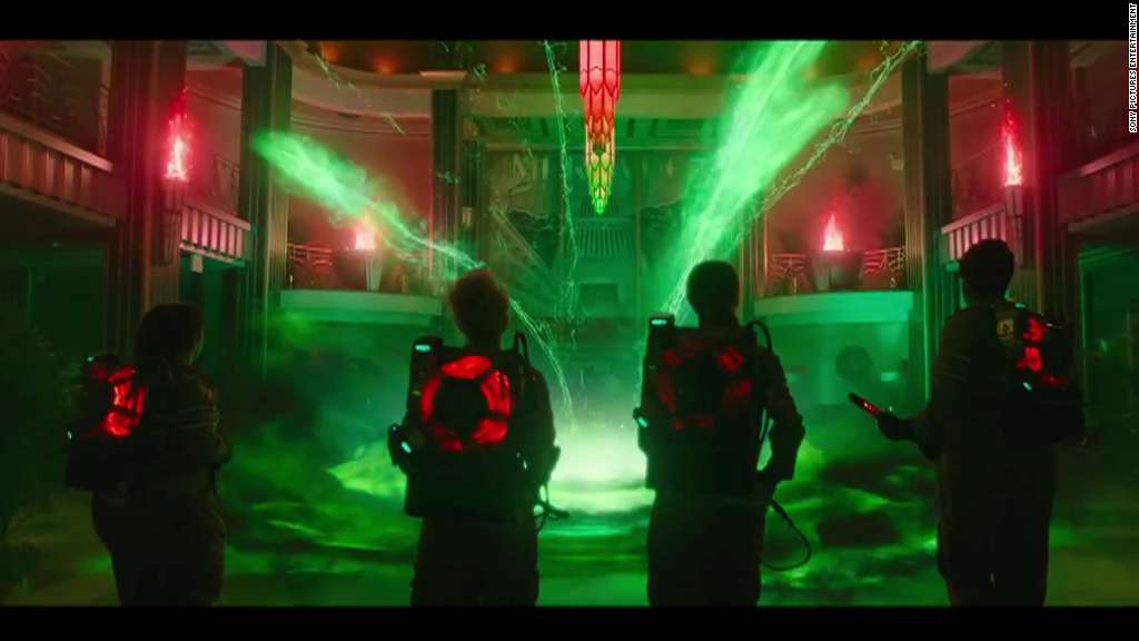 'Ghostbusters' trailer shows a new team taking on NYC ghouls