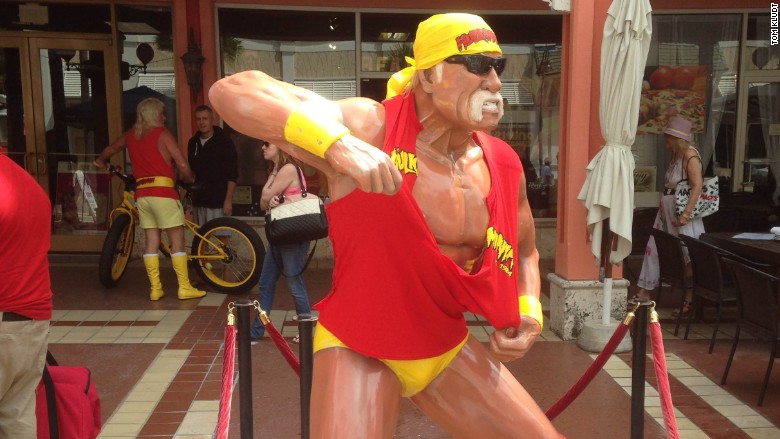Hulk Hogan Takes on Gawker in Florida Sex Tape Trial