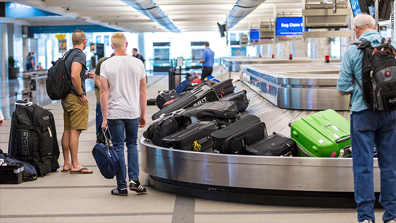 U.S. airlines collected $4.2 billion in baggage fees last year