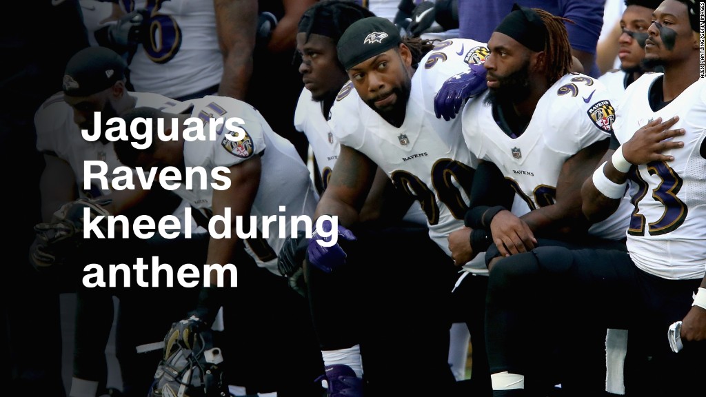 Ravens, Jaguars kneel during national anthem