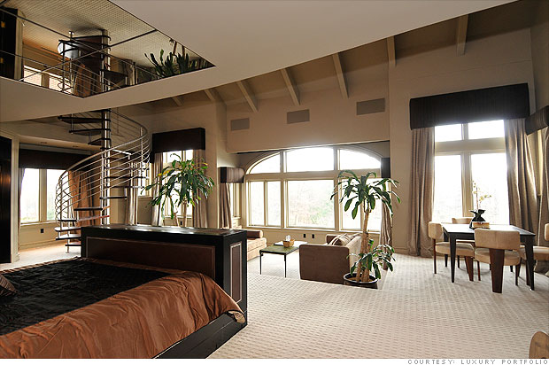 ... 19, no $14, no $10 million estate - The master bedroom (3) - CNNMoney