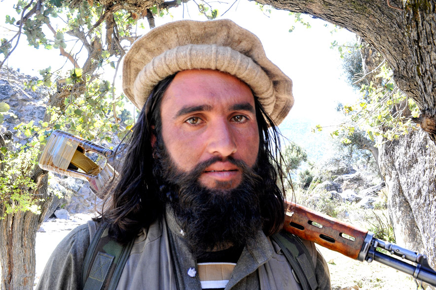 Таджик глаз террорист. Пуштуны талибы. Афганистан талибы пуштуны. Пуштуны моджахеды. Пуштуны воины.