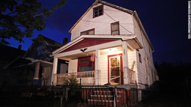 The house where Ariel Castro held three women captive for a decade is set to be torn down Wednesday, August 7.