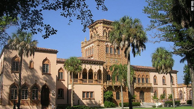 Inspired by Tuscan villas and Venetian palaces, circus tycoon John Ringling and his wife built this 1920s Mediterranean Revival-style dream home. Not exactly a fixer-upper, but does require some maintenance.