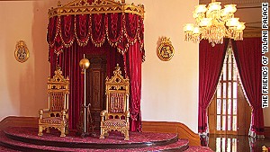 Yes, we\'ve got thrones, too. (\'Iolani Palace)