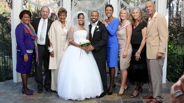 'Happy,' 'healthy' Robin Roberts shares photo of girlfriend – The ...