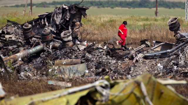 U.S. official: Missile hit Malaysia Airlines plane - CNN.com