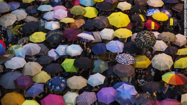 Pro-democracy protesters target Hong Kong's leader - CNN.com