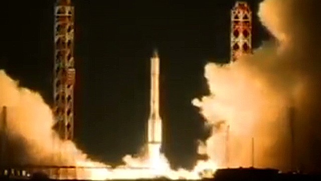 Report: Russian space rocket breaks apart after launch in Kazakhstan ...