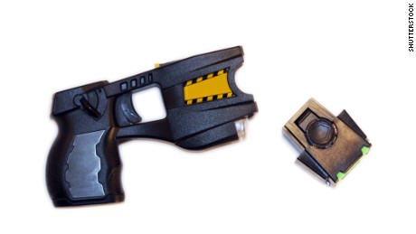 How easy is it to confuse a gun for a Taser? - CNN.com