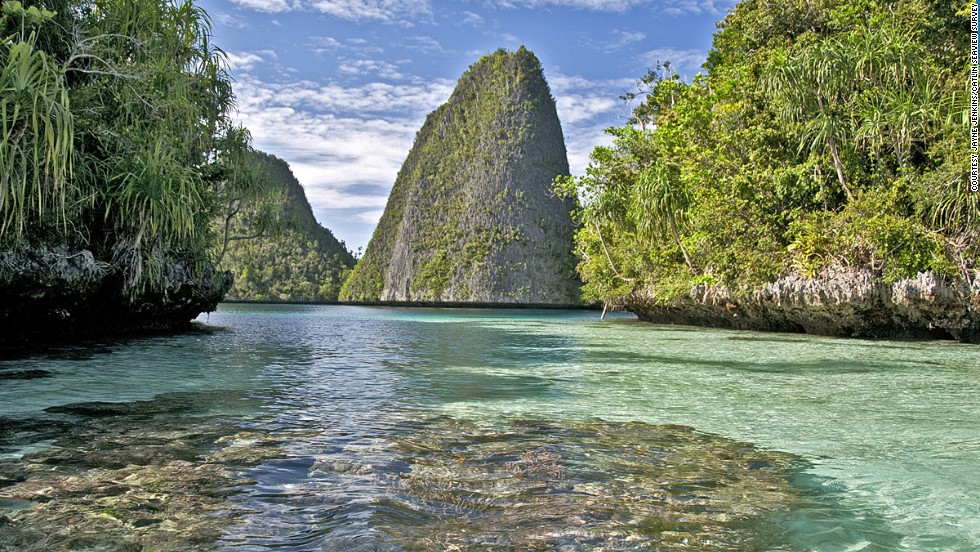 Mapping the reefs of the Coral Triangle - CNN.com