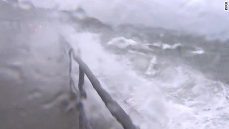 Violent weather slams Washington state; 3 die - CNN.com