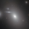 hubble NGC 4889