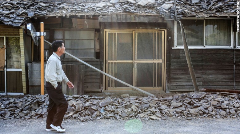 160415090326-04-japan-earthquake-0415-exlarge-169.jpg