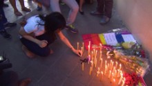 orlando shooting vigils around the world orig_00010622.jpg