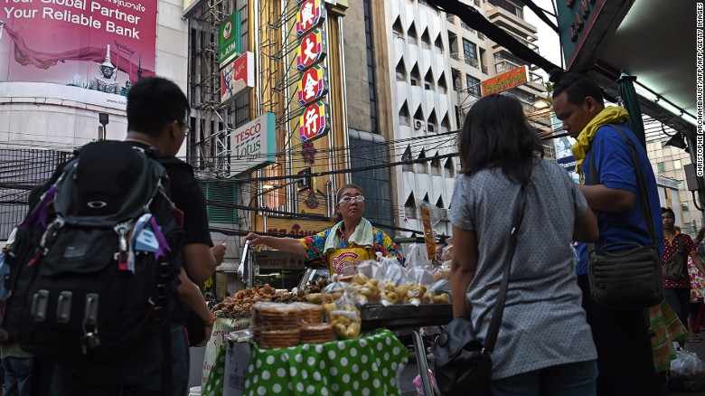 Bangkok&#39;s Chinatown is one of the best city districts for street food.
