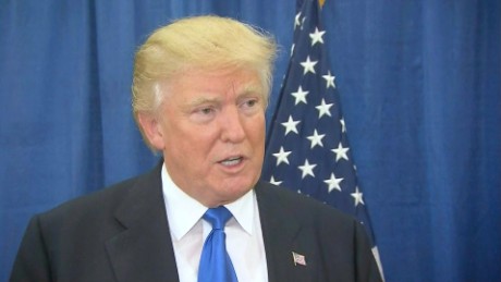 Donald Trump doubles down on Clinton 'bigot' comment