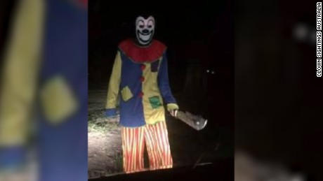 Creepy clown sightings - CNN Video