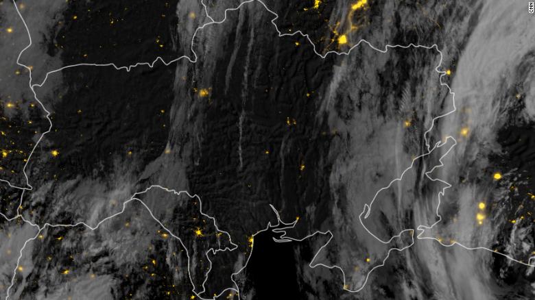 Satellite imagery shows Ukraine going dark 💥💥💥