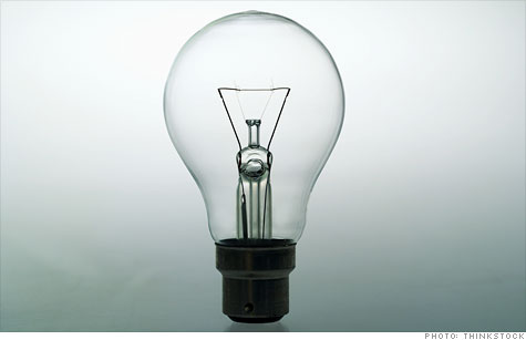 The push to keep traditional light bulbs on the shelves is gaining steam, driven by a distrust of government and global warming.
