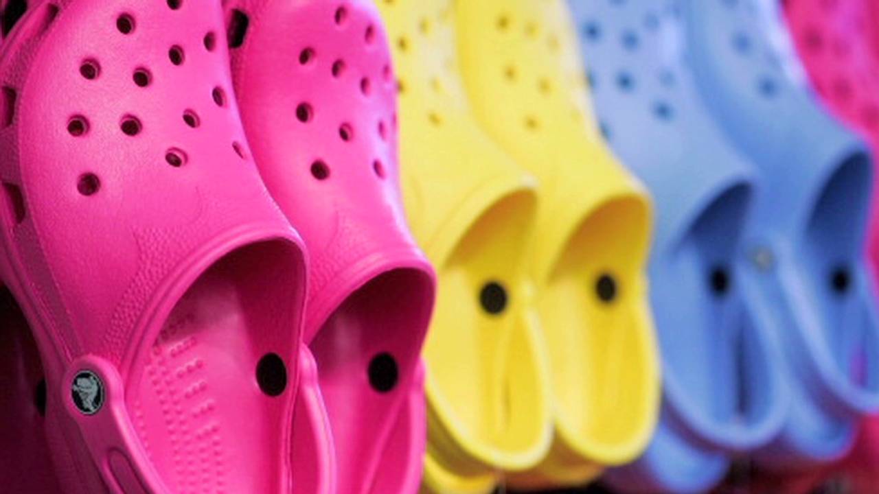 Asia loves Crocs - Video - Business News