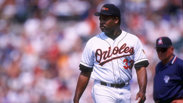 Baseball great Eddie Murray charged with insider trading