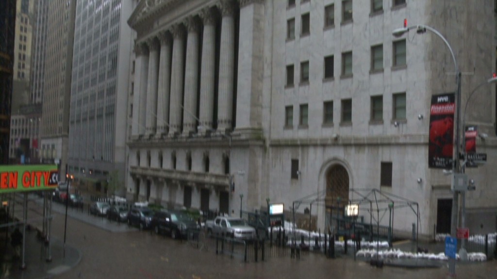 Wall Street closes for Sandy