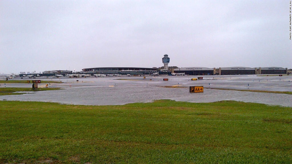 laguardia airport hurricane sandy