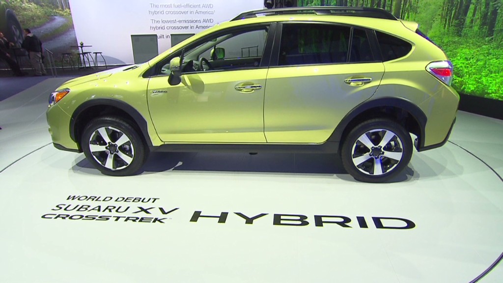 Subaru Crosstrek Hybrid keeps 4WD cred