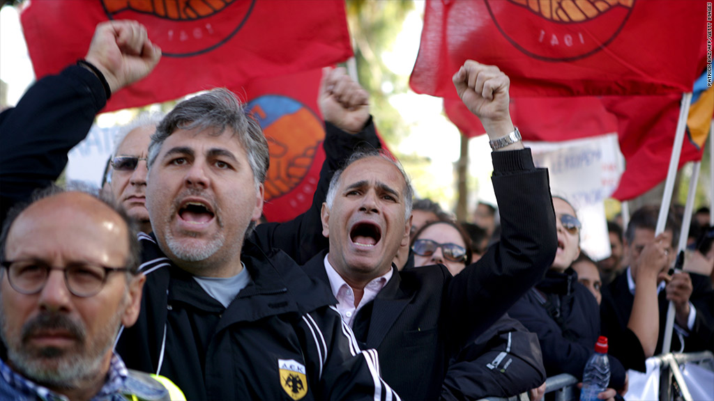 cyprus bank employees protest