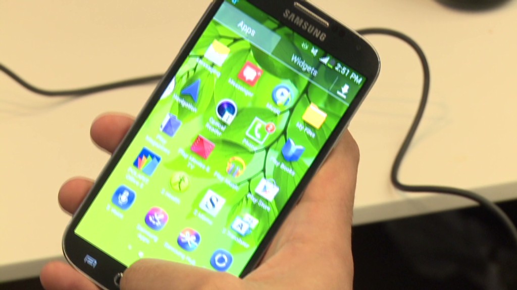 Galaxy S4 excels, despite gimmicks