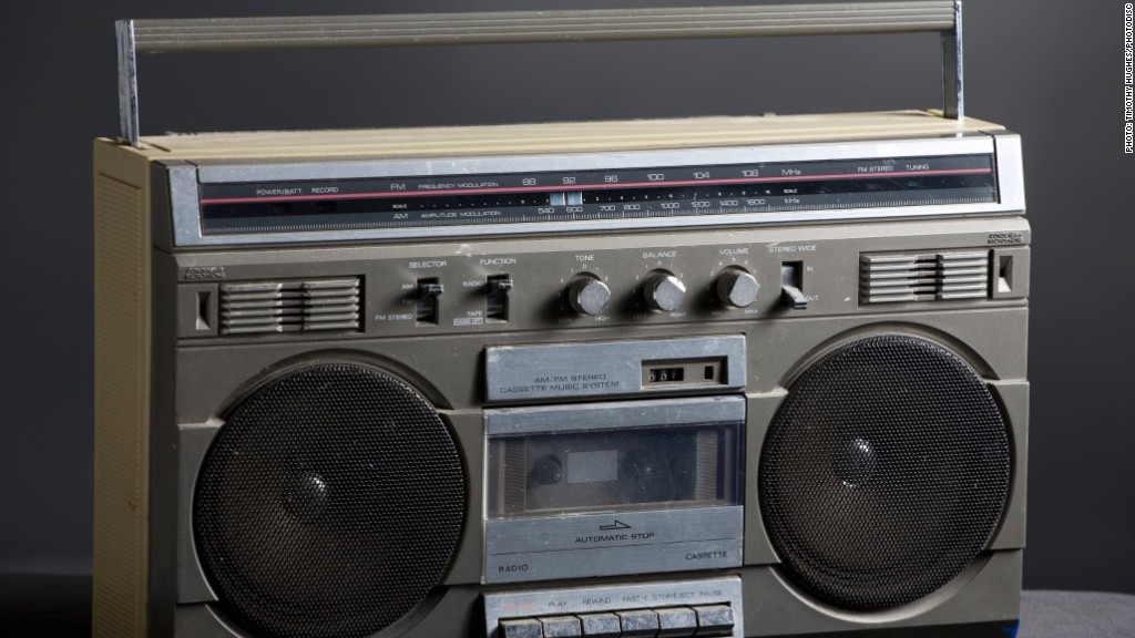 Boomboxes - The totally righteous technology of the 1980s - CNNMoney
