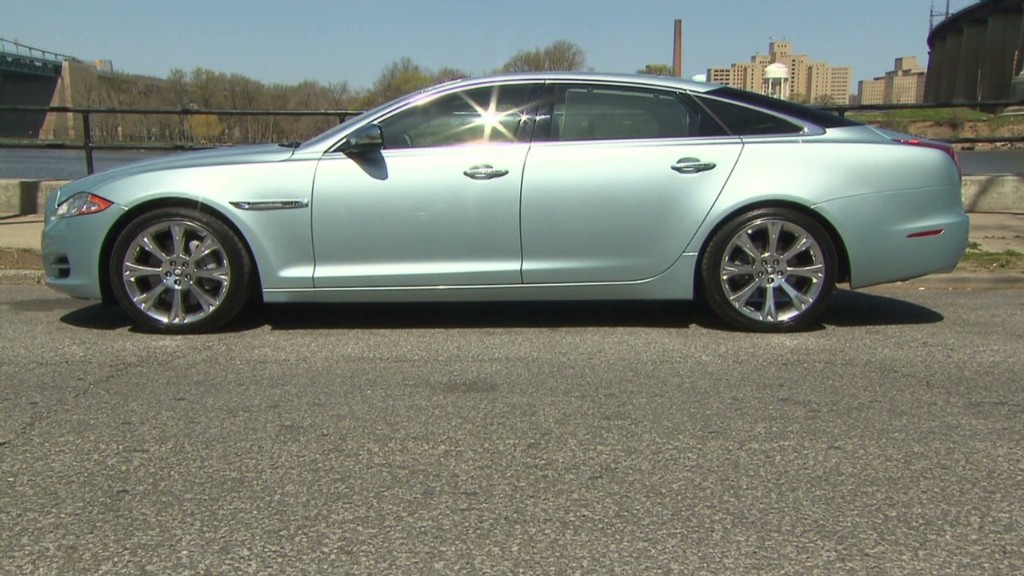 Jaguar XJ L: A big, agile cat