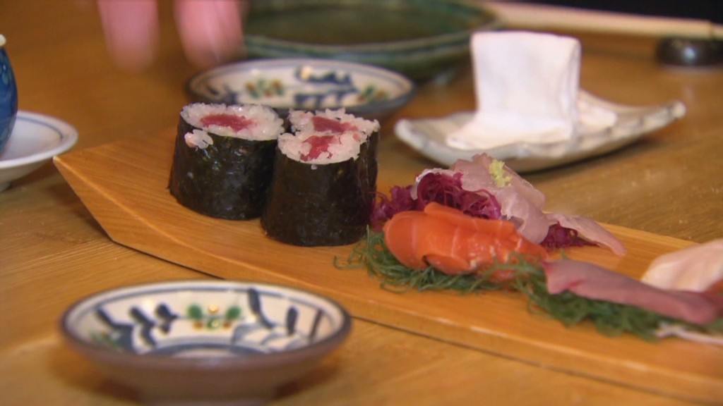 Sushi restaurant bans tipping