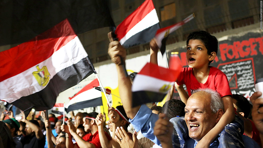 egypt crowds