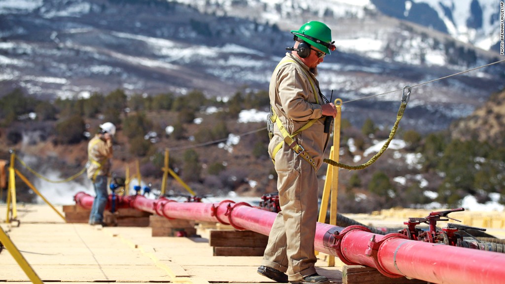 hydraulic fracturing engineers