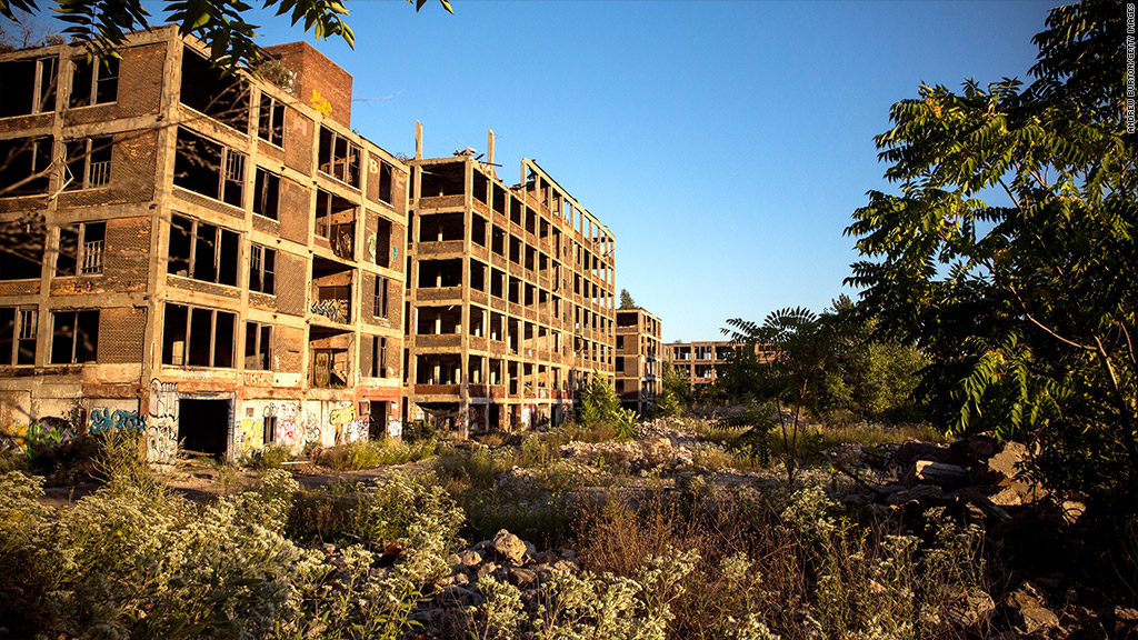 detroit abandoned building